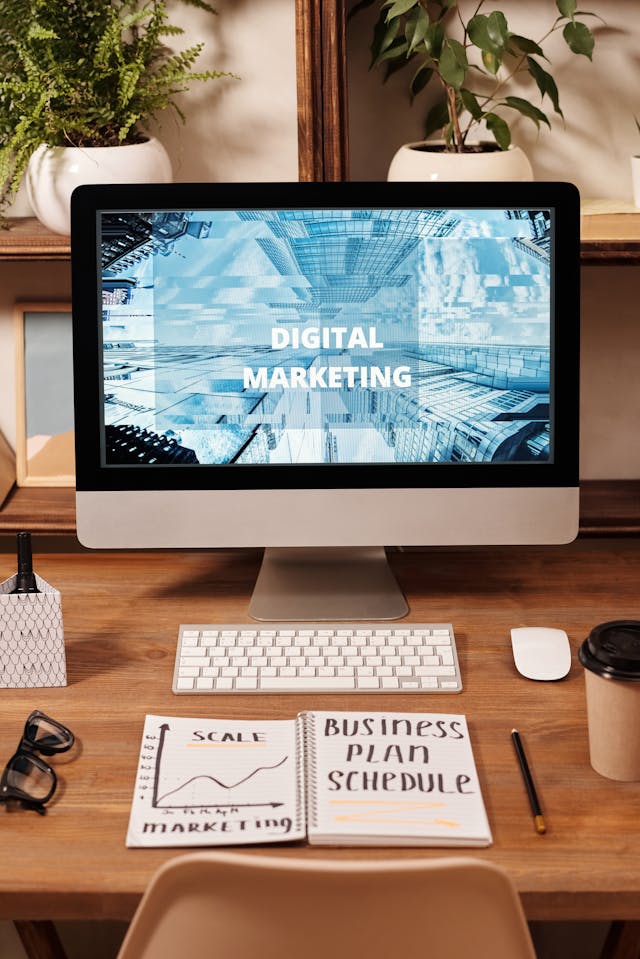 mac-computer-showing-digital-marketing